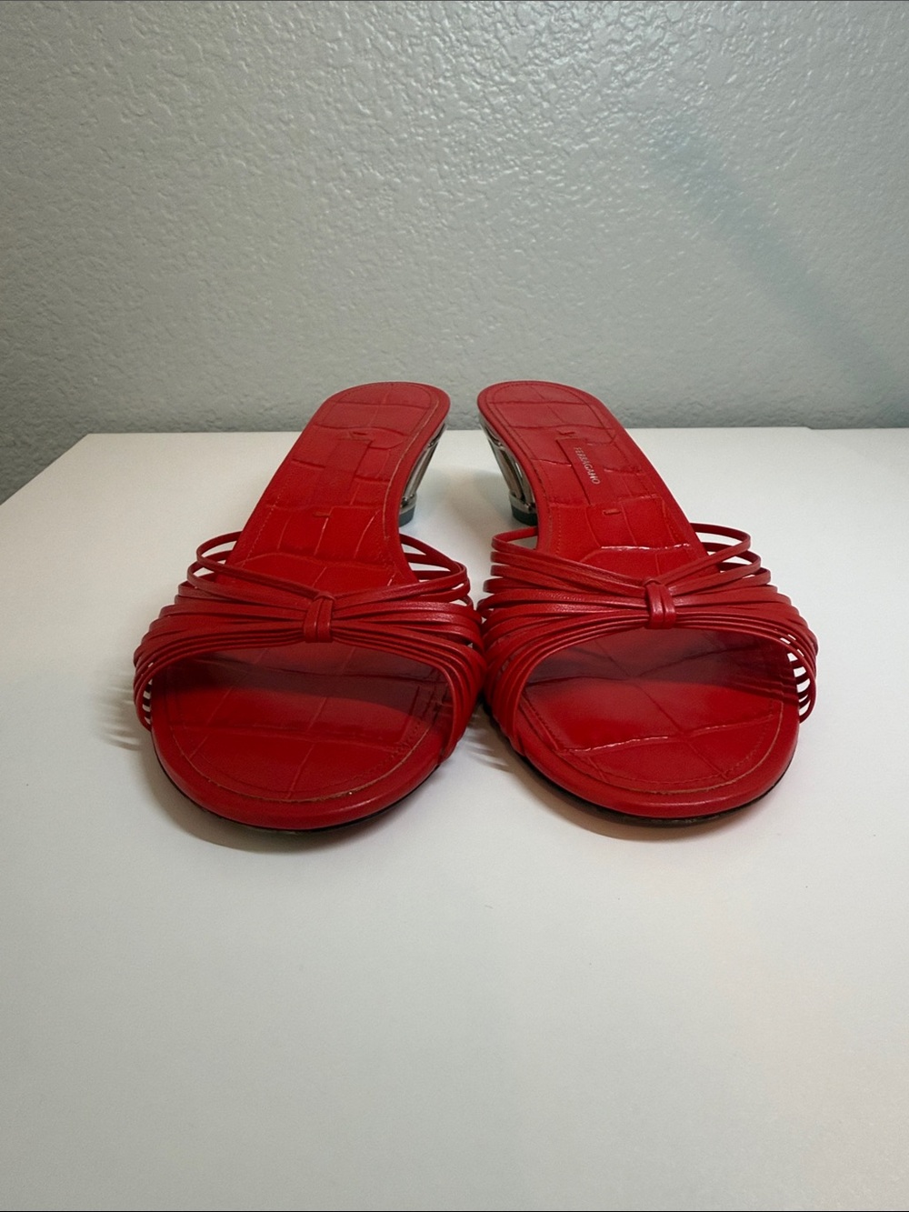 Salvatore Ferragamo Red Leather Knotted Slide Mules - Picture 6 of 8